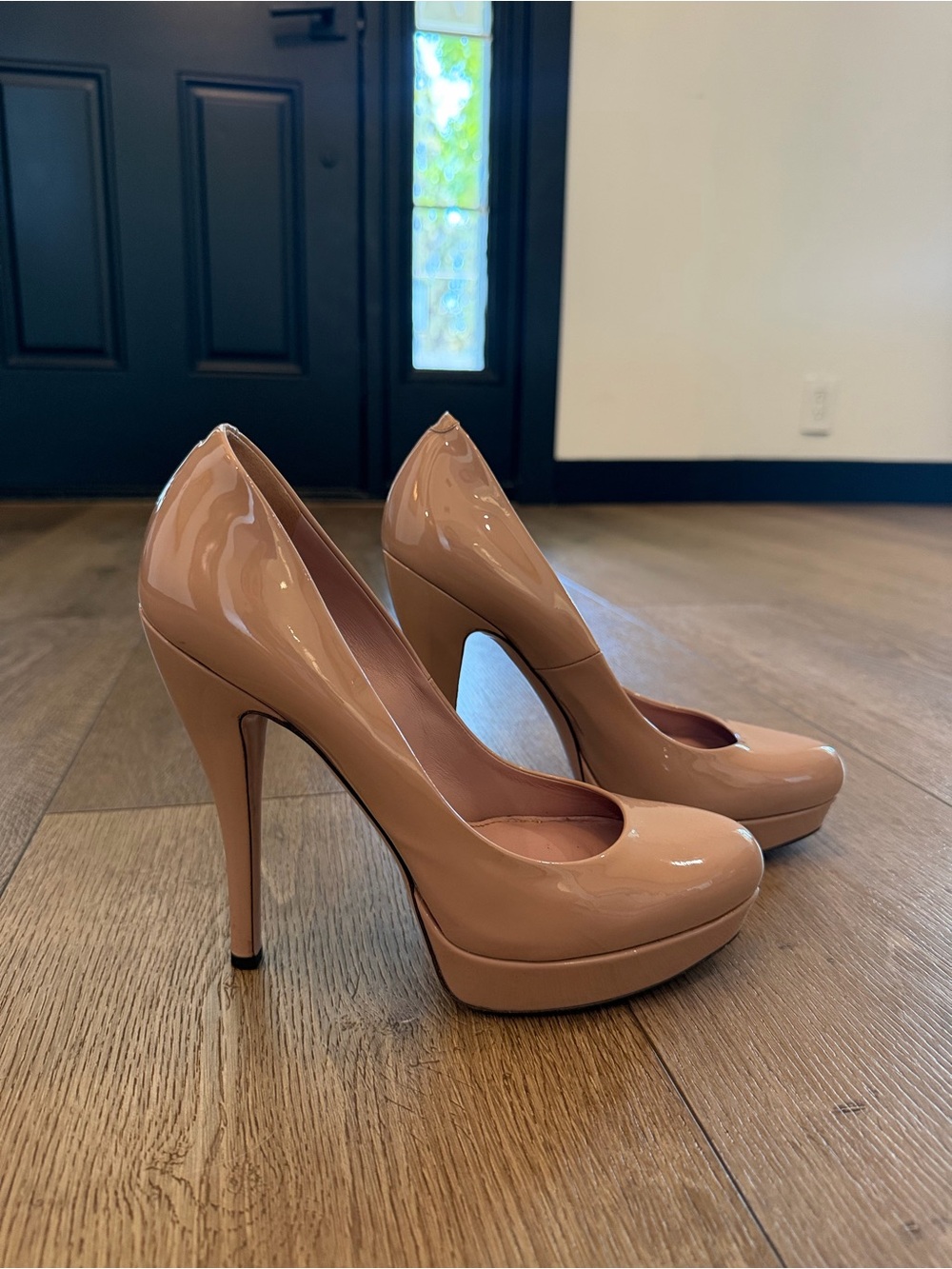 Gucci Nude Patent Platform Stiletto Pumps Heels